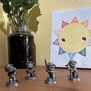 1984 Vintage AVON Benjamin Bearington Bear pewter figurines  set of 4
